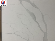 La pietra bianca del quarzo di Calacatta di alta tenacia ha lucidato la forte resistenza di superficie della crepa
