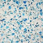 Quarzo di superficie di vetro blu e bianco domestico con le tonalità blu di Grinded