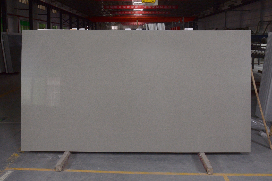 Resistenza Grey Color Quartz Stone Slab di slittamento della classe 3 3000X1500X20mm per la cima del banco della cucina