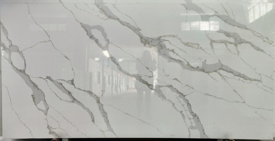 2.5g/Cm3 Top da bagno in quarzo Top isola in quarzo Pannelli di rivestimento in finta pietra Bianco ingegnerizzato